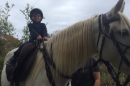 enfant a cheval